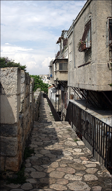 On The Temple Wall