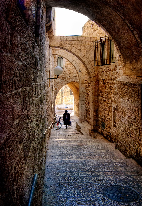 Jerusalem Walks: Day by Day (Old City)