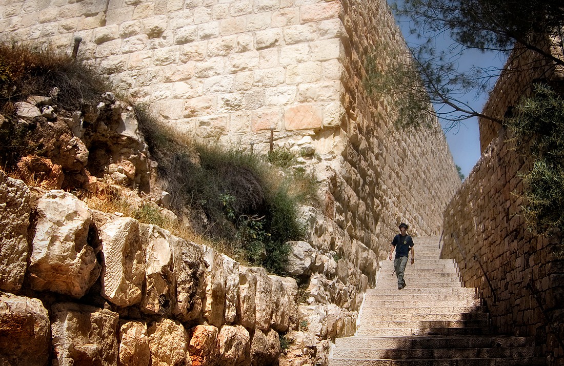 Jerusalem Walks: Stairway to Heaven Jerusalem Walks: Stairway to Heaven