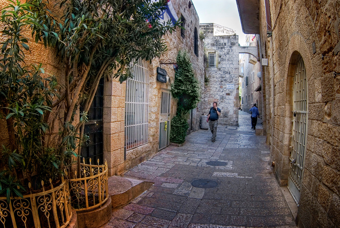 Jerusalem Walks: Somewhere in Old City Jerusalem Walks: Somewhere in Old City