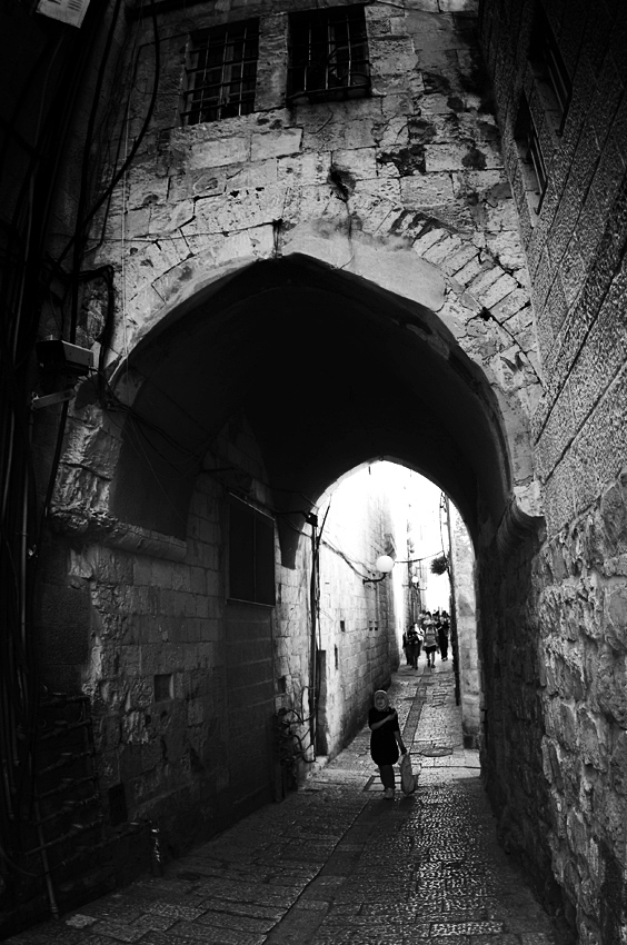 Jerusalem Walks: Stratum of Times
