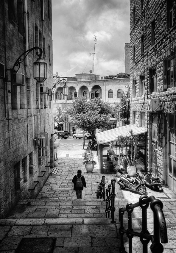 Jerusalem Walks:One-on-one with The City